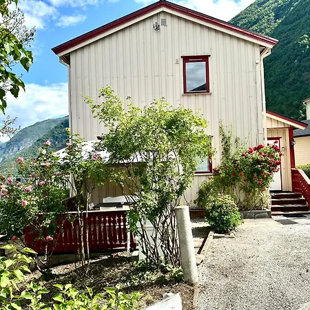 Fjordnest *