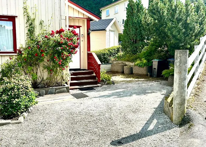 Dom wakacyjny Fjordnest Årdalstangen