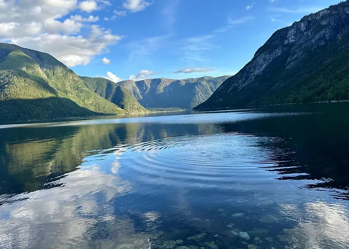 Fjordnest Årdalstangen